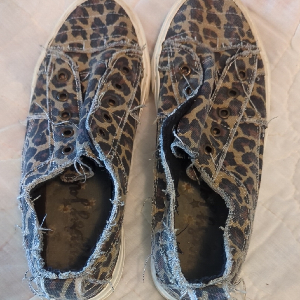 Gypsy Jazz Brown and Black Sneakers with Leopard Print